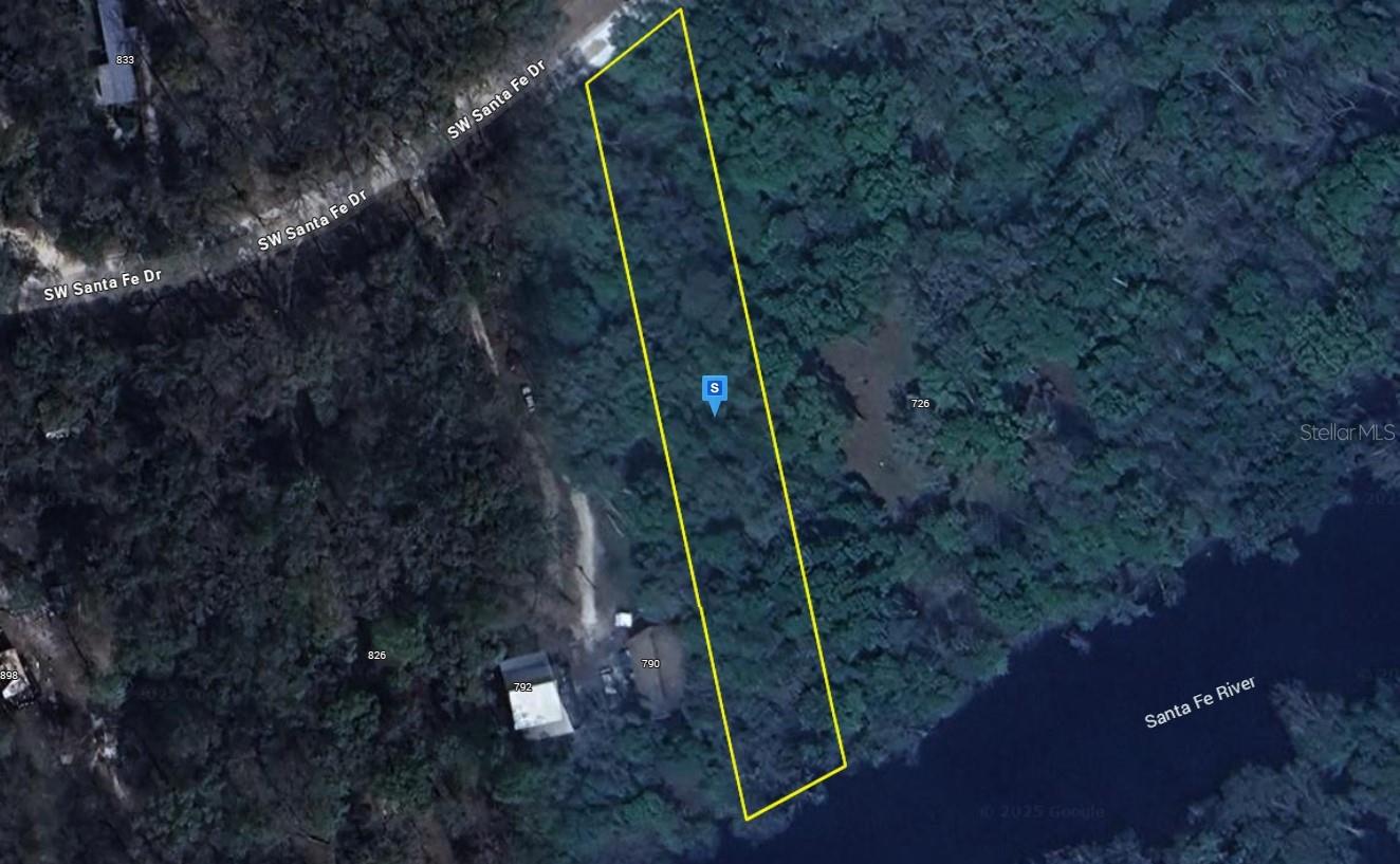 This beautiful .91 acre property in the Three Rivers Estates community provides you with beautiful views, lots of trees and public roads. This lot appears to have access to some utilities for a quick and easy build. Well and Septic appear needed. Lot does appears to have good elevation comparable to other properties when river rises. Don't miss out on what could be your new forever home. The buyer will be responsible to confirm utilities, details listed and any restrictions. Great investment property! Listing is for land only and comes As Is. Street addresses can be for listing purposes only and vacant land will receive a true street address once improved.
I MAKE IT MY POLICY TO PUT ALL KNOWN INFORMATION ABOUT EACH LOT IN THE WRITE_UP DETAILS, SO IF YOU DON’T SEE THE ANSWER YOU’RE LOOKING FOR , PLEASE CONTACT THE COUNTY TO GATHER INFORMATION.PLEASE UNDERSTAND WHEN BUYING OR SELLING VACANT/RAW LAND THIS IS USUALLY THE CASE. THE LISTING AGENT DOES NOT GUARANTEE THE ACCURACY OF THE INFORMATION IN THIS LISTING AND IS TO BE HELD HARMLESS OF ANY MISREPRESENTATION. BUYERS ARE ENCOURAGED TO DO THEIR OWN DUE DILIGENCE TO MAKE SURE THE LOT IS A GOOD FIT. SELLERS HAVE STATED THAT THEY WISH TO SELECT THE TITLE AGENCY FOR CLOSING. THEY ARE WILLING TO COVER THAT COST AT CLOSING. THANK YOU FOR LOOKING. THIS IS A FLAT FEE LIMITED-SERVICE LISTING.