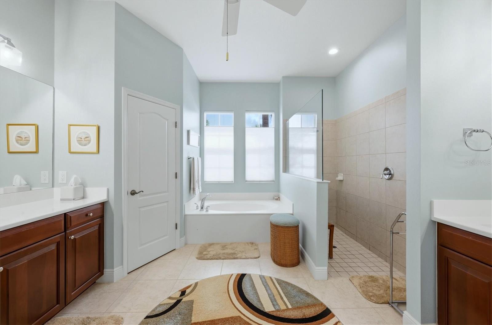 SAWGRASS - Residential