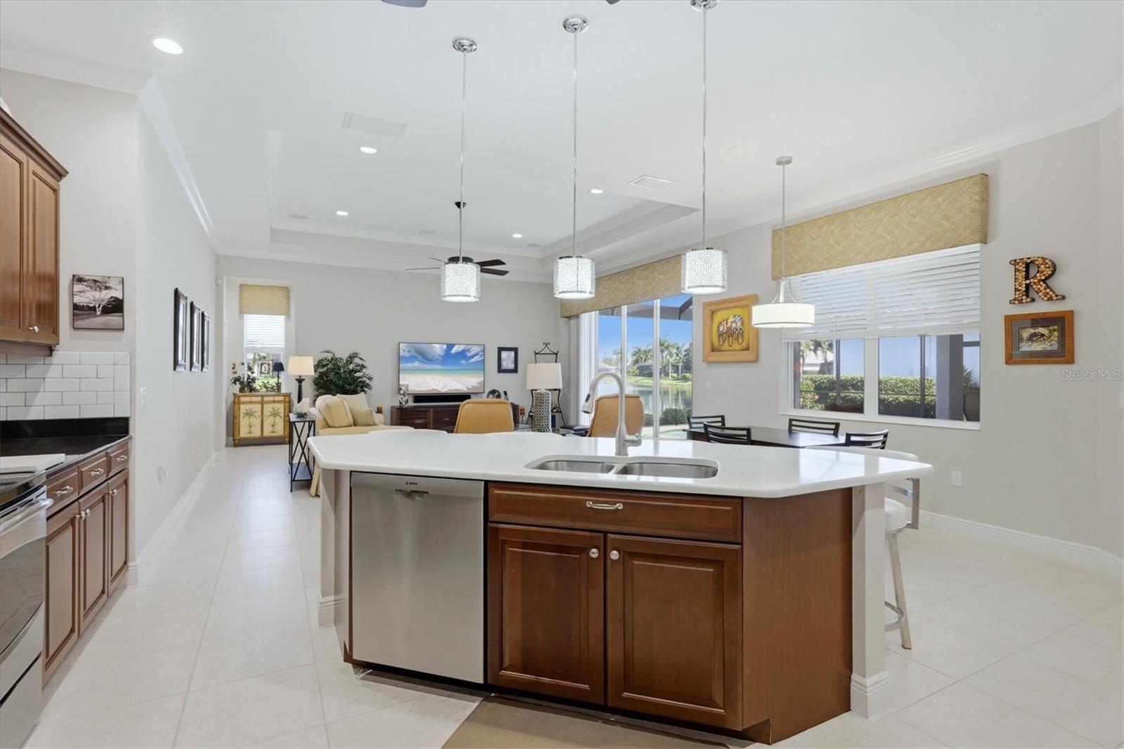 SAWGRASS - Residential