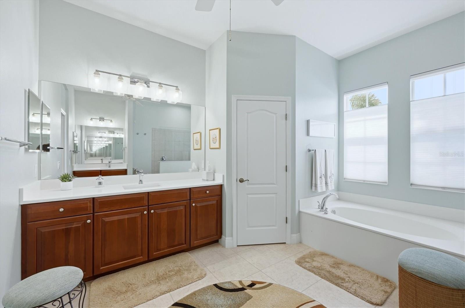 SAWGRASS - Residential