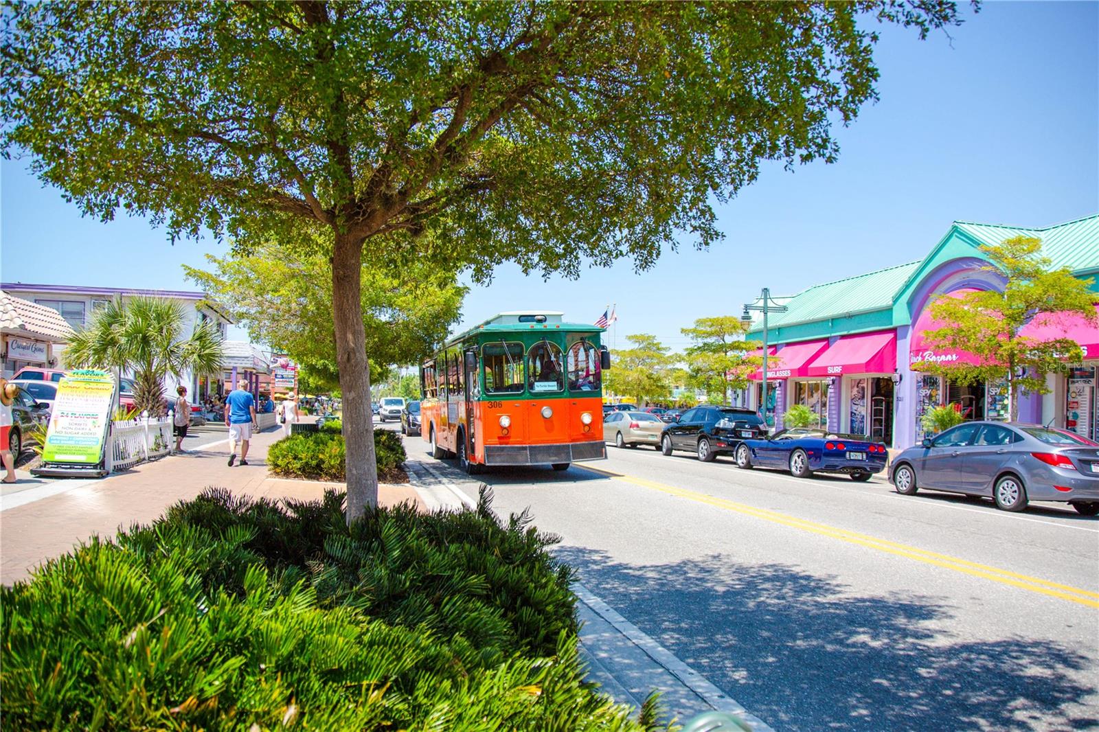 GULF & BAY CLUB PH 1 - Residential