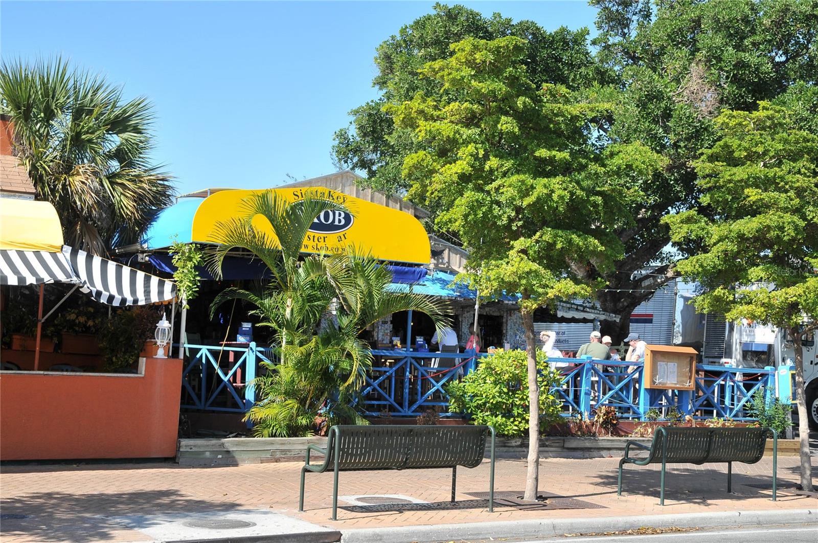 GULF & BAY CLUB PH 1 - Residential