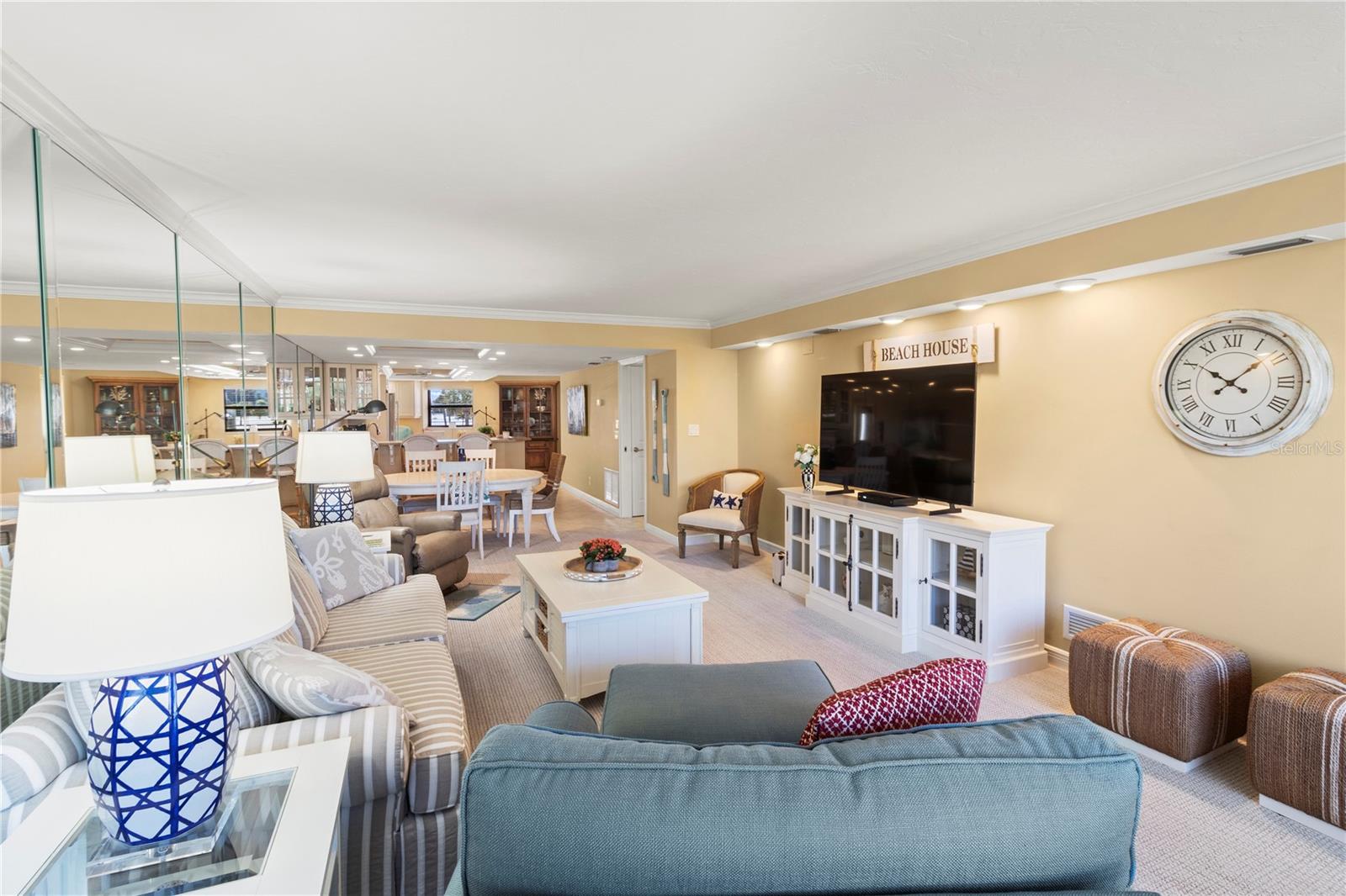 GULF & BAY CLUB PH 1 - Residential