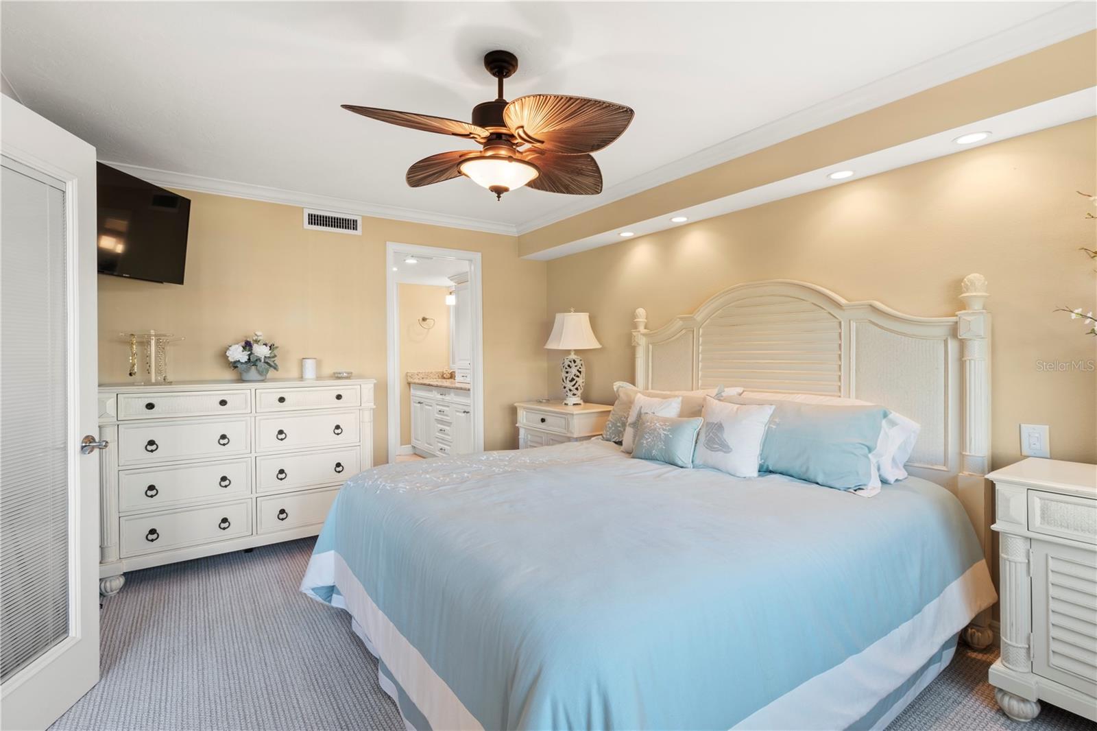 GULF & BAY CLUB PH 1 - Residential