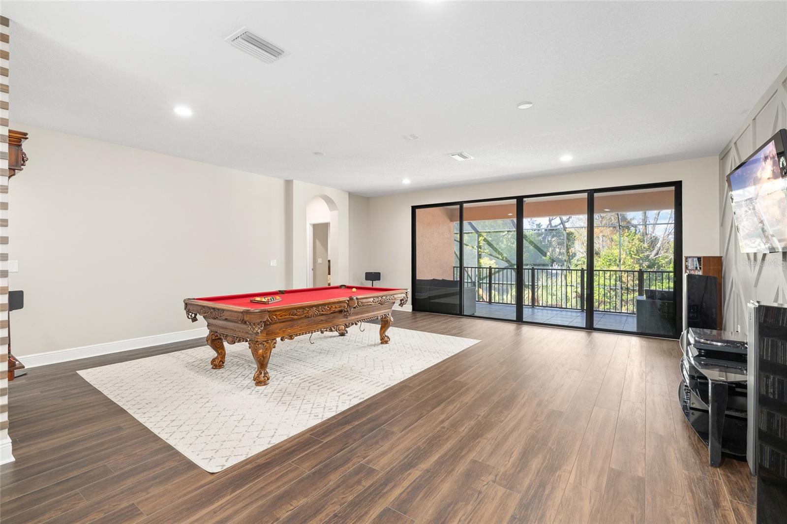 MANORS AT FOREST GLEN - Residential