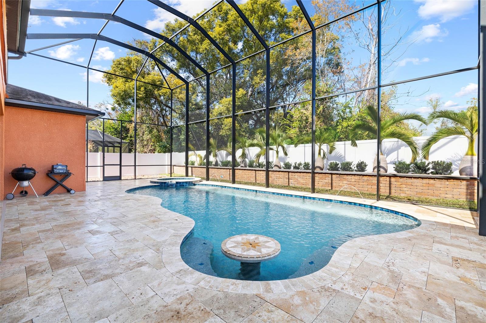 MANORS AT FOREST GLEN - Residential