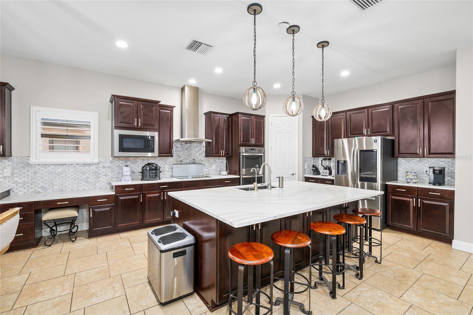 MANORS AT FOREST GLEN - Residential