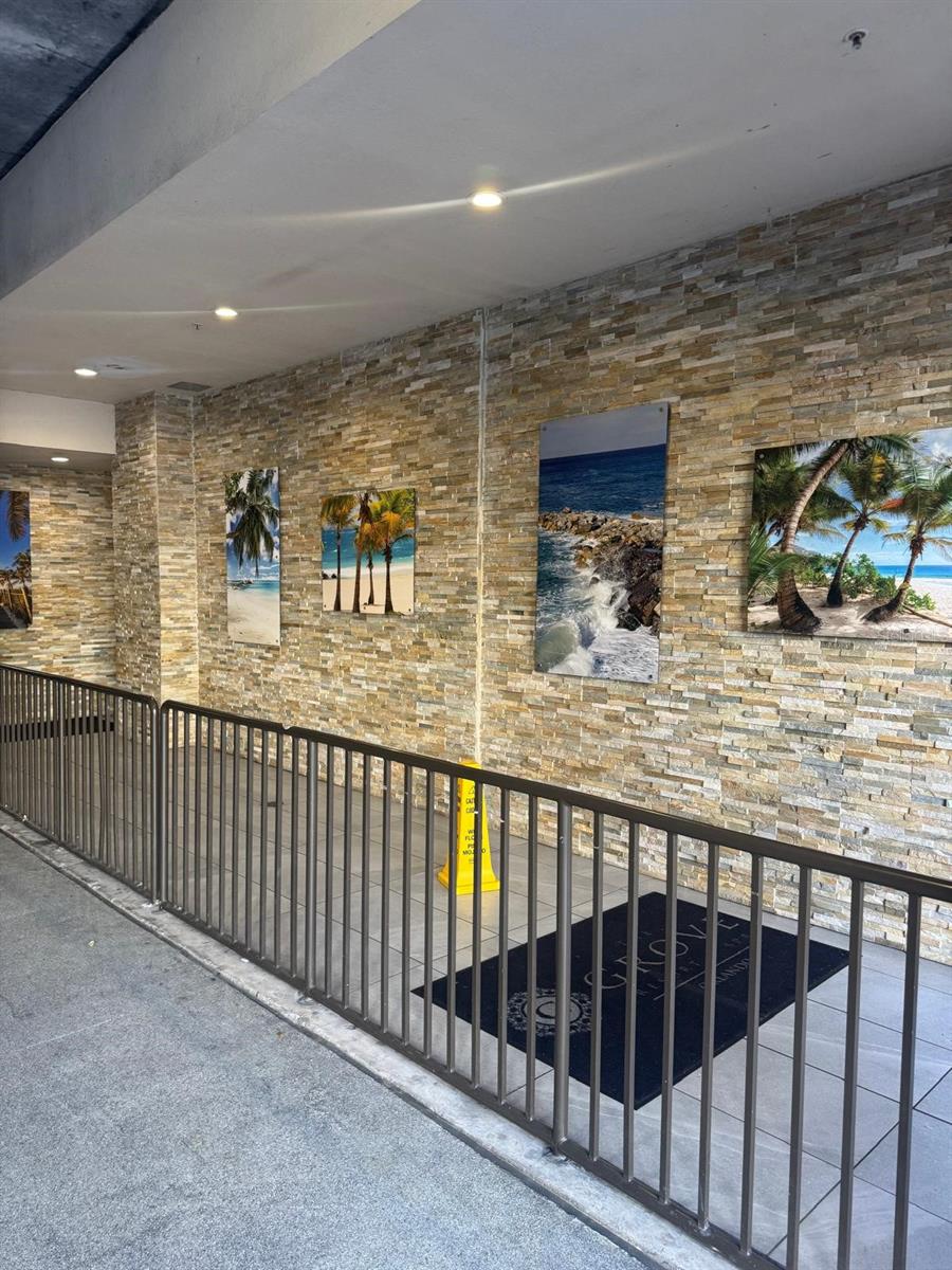 GROVE RESIDENCE & SPA HOTEL CONDO 3 - Residential