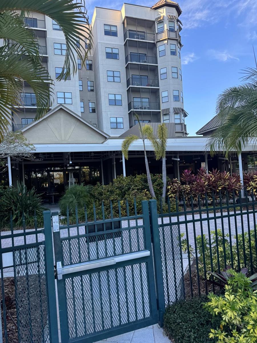 GROVE RESIDENCE & SPA HOTEL CONDO 3 - Residential