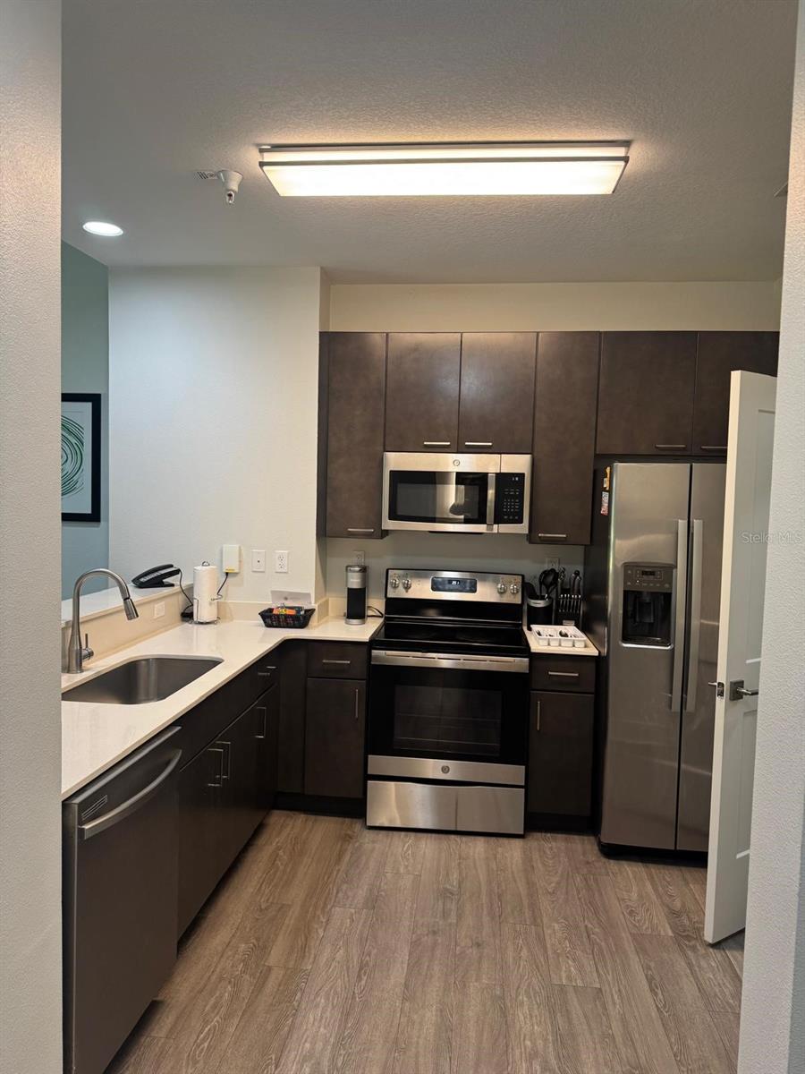 14501 GROVE RESORT AVENUE 3135