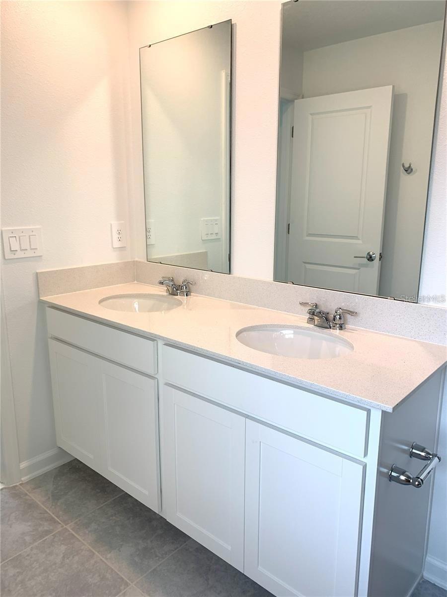 STOREY GROVE PHASE 4 - Residential Lease