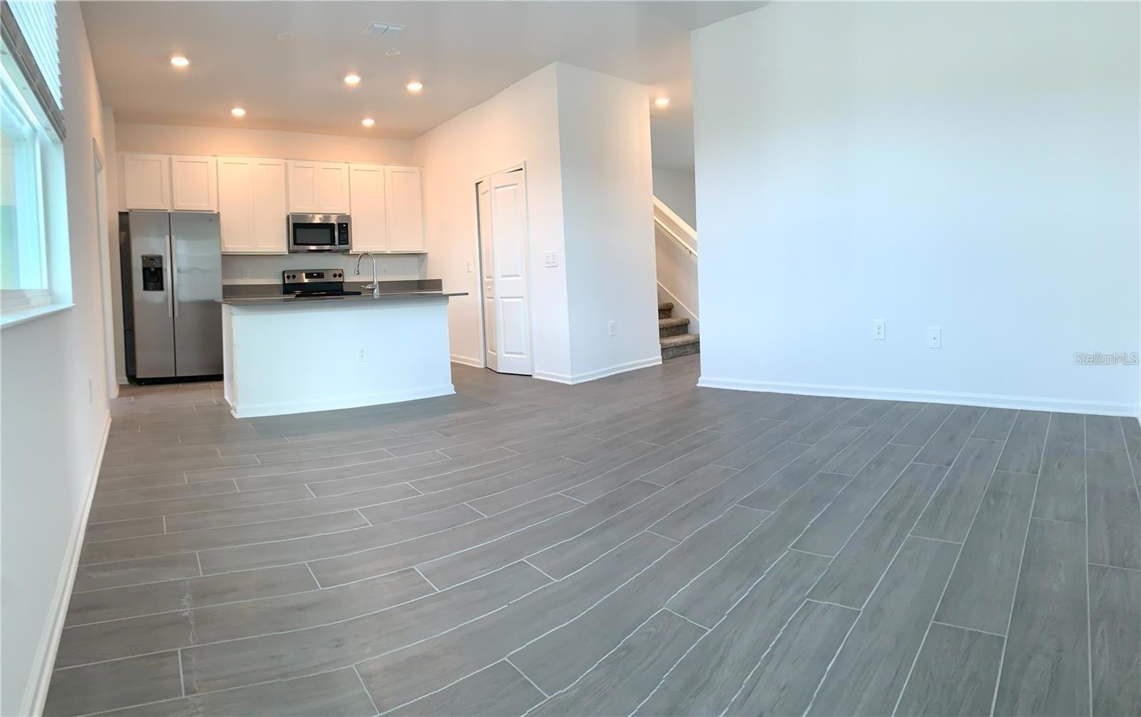 STOREY GROVE PHASE 4 - Residential Lease