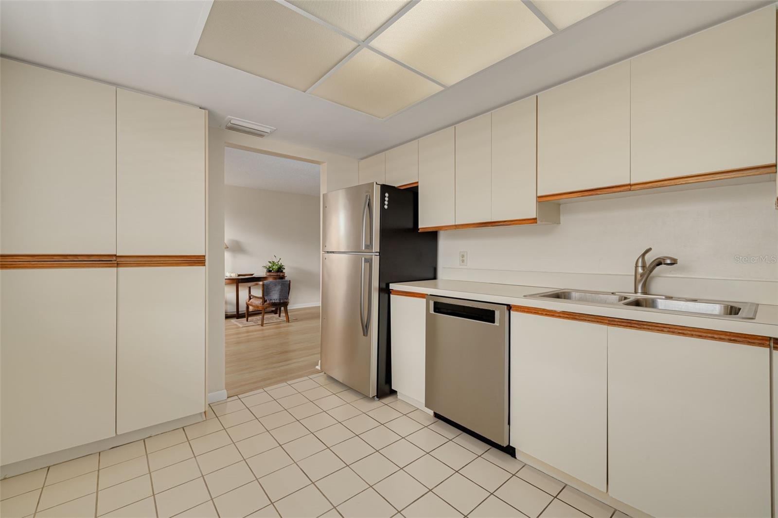 IMPERIAL PINES CONDO - Residential