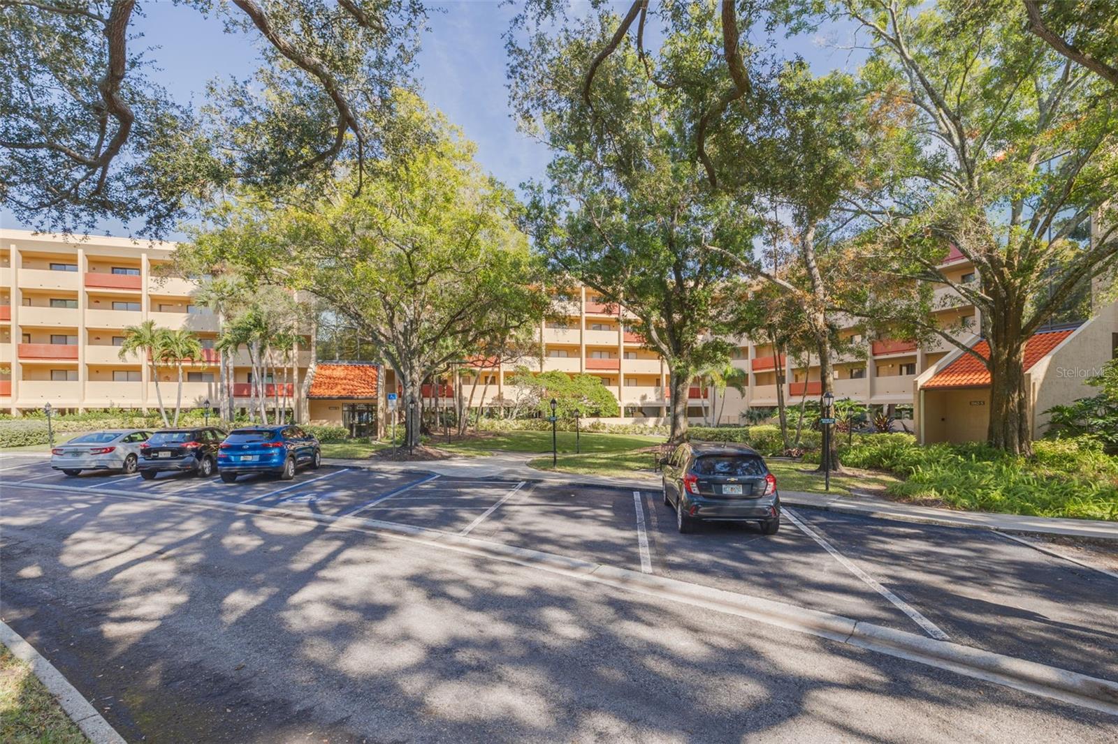 3062 EASTLAND BOULEVARD 406