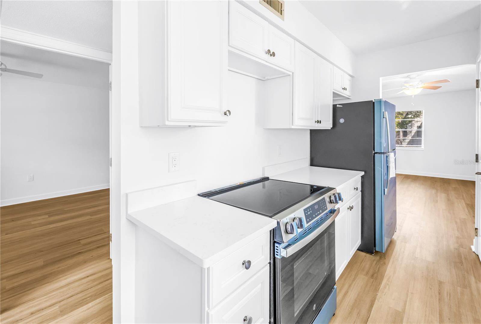 LES CHATEAUX CONDO - Residential