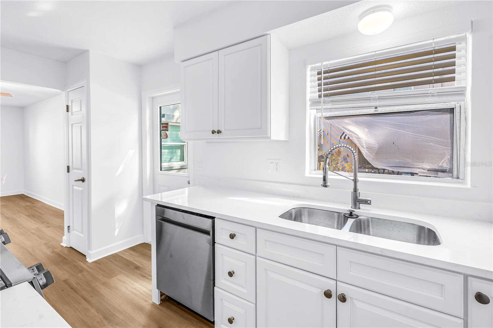 LES CHATEAUX CONDO - Residential