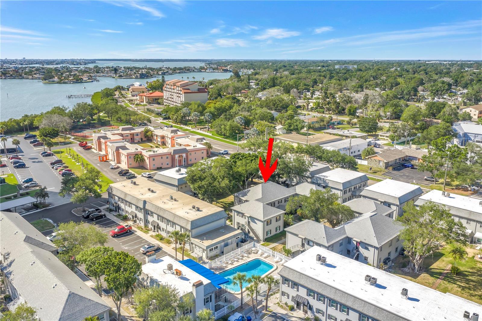 LES CHATEAUX CONDO - Residential