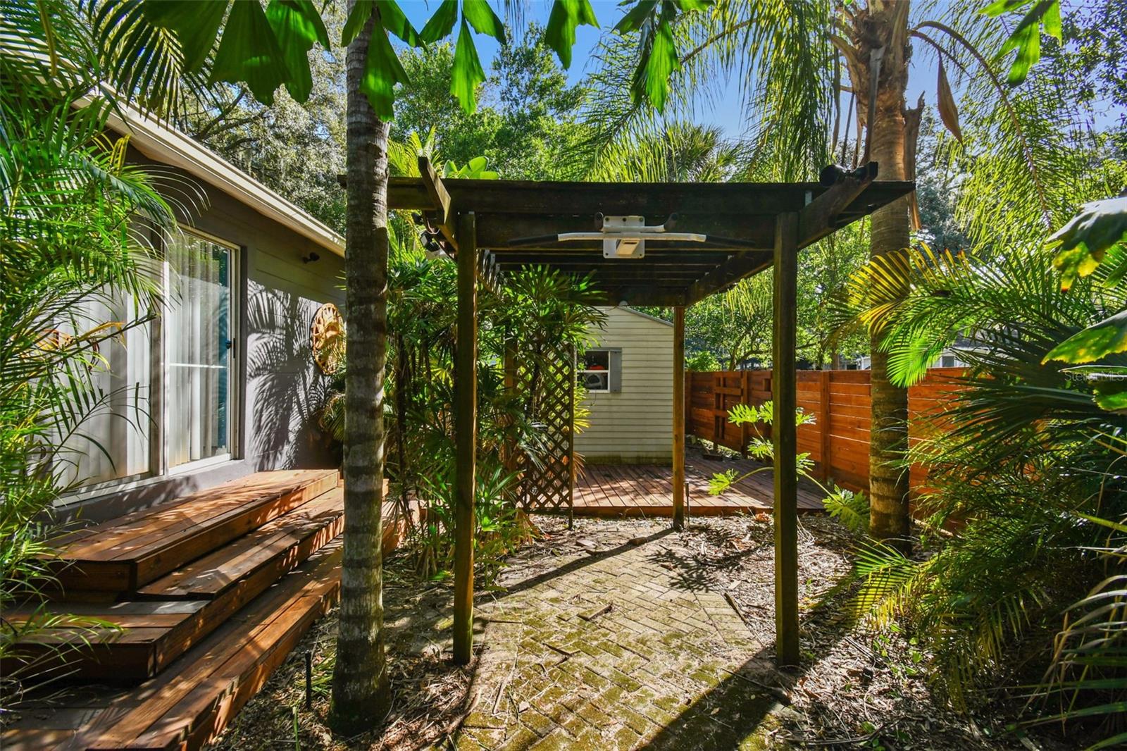 HORTON & SMITH SUB C - Residential