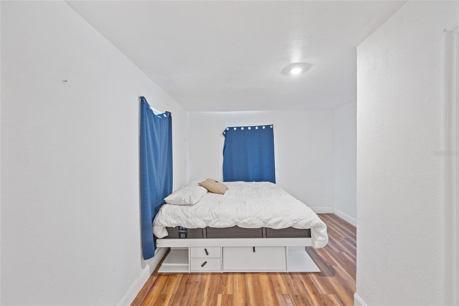 PINEHURST 8 PG 10 - Residential