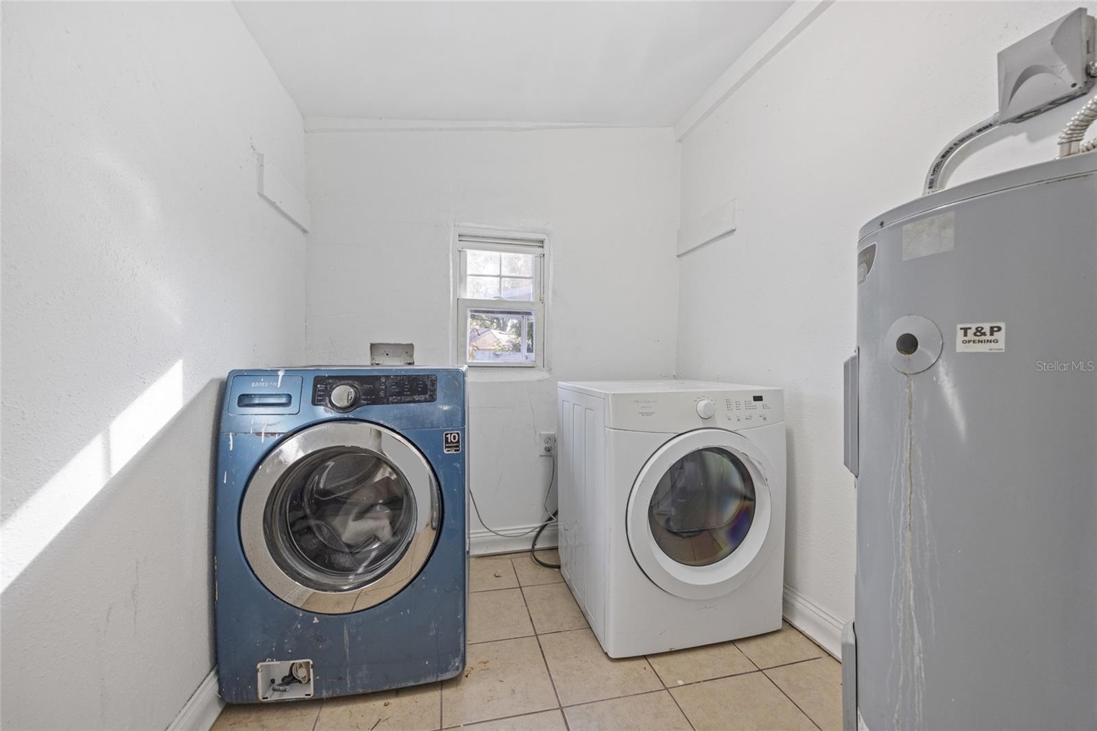 PINEHURST 8 PG 10 - Residential