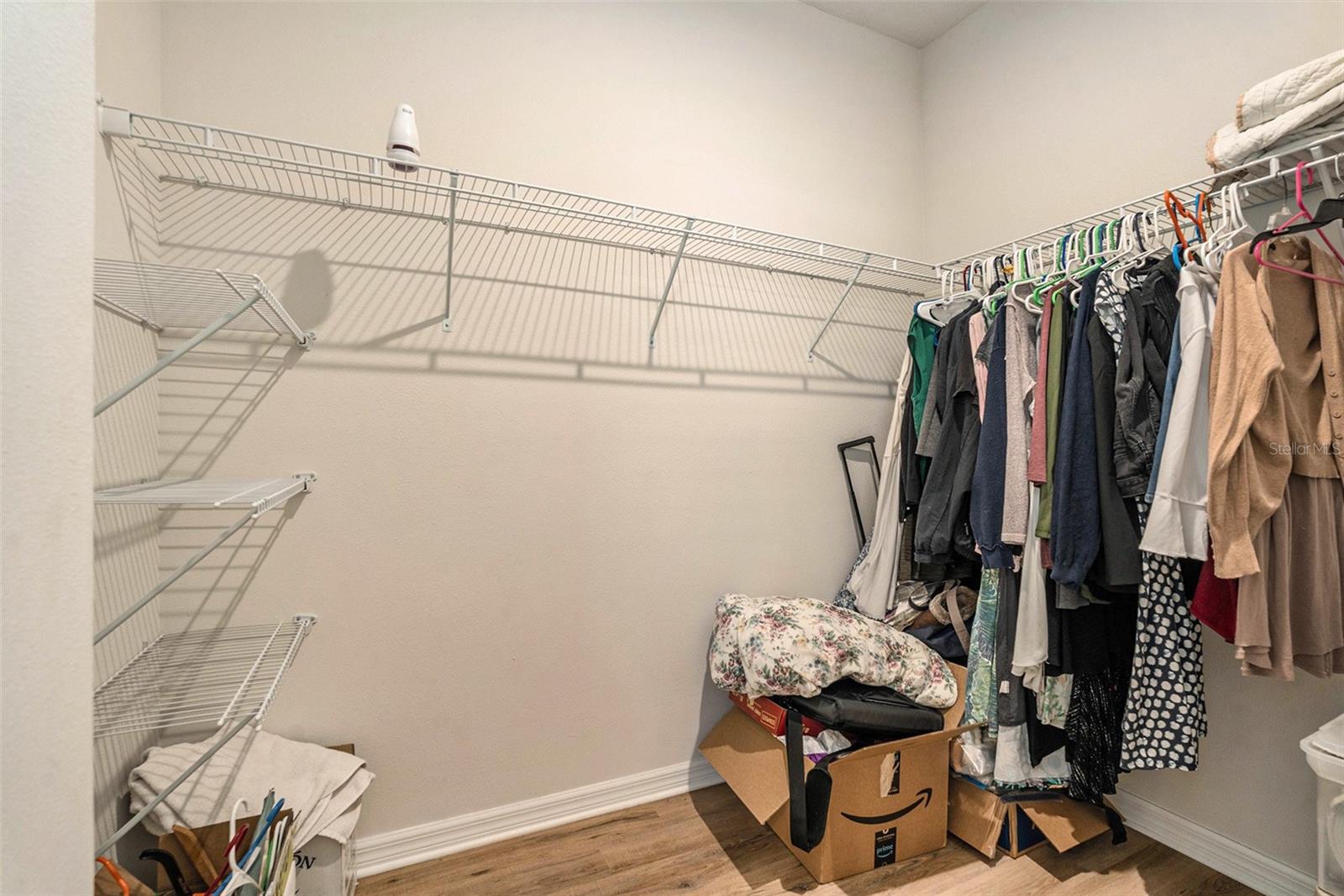 LUCAYA LAKE CLUB PH 3 - Residential