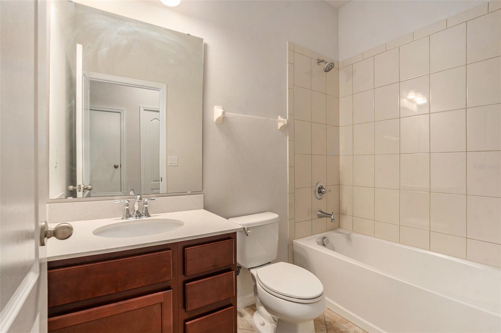 LUCAYA LAKE CLUB PH 3 - Residential