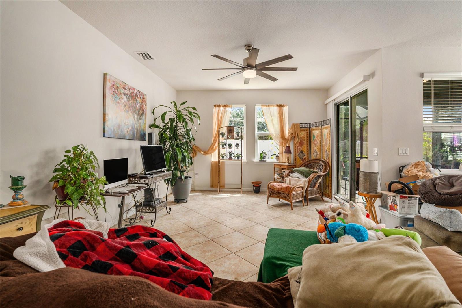 LUCAYA LAKE CLUB PH 3 - Residential