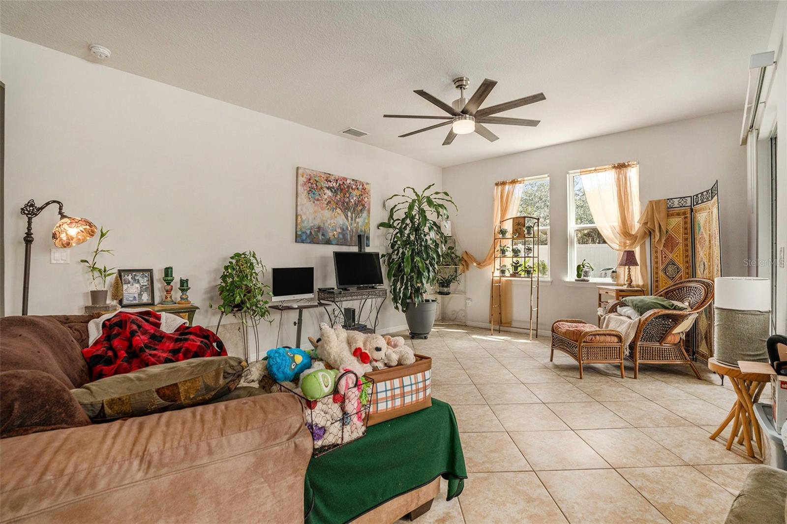 LUCAYA LAKE CLUB PH 3 - Residential