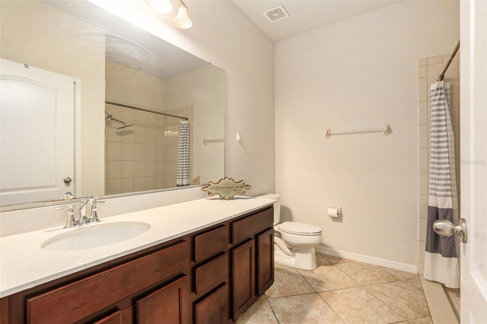 LUCAYA LAKE CLUB PH 3 - Residential