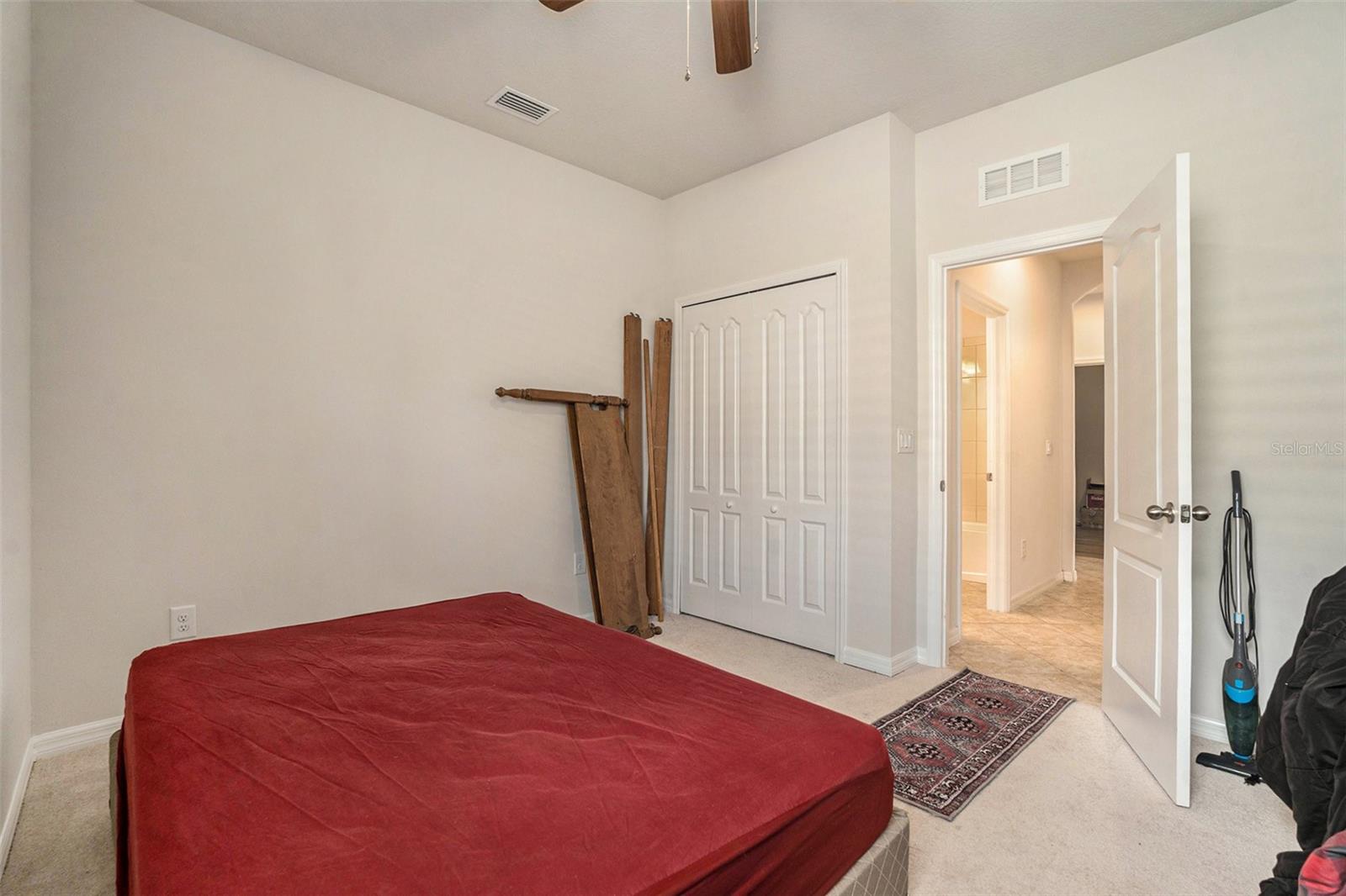 LUCAYA LAKE CLUB PH 3 - Residential