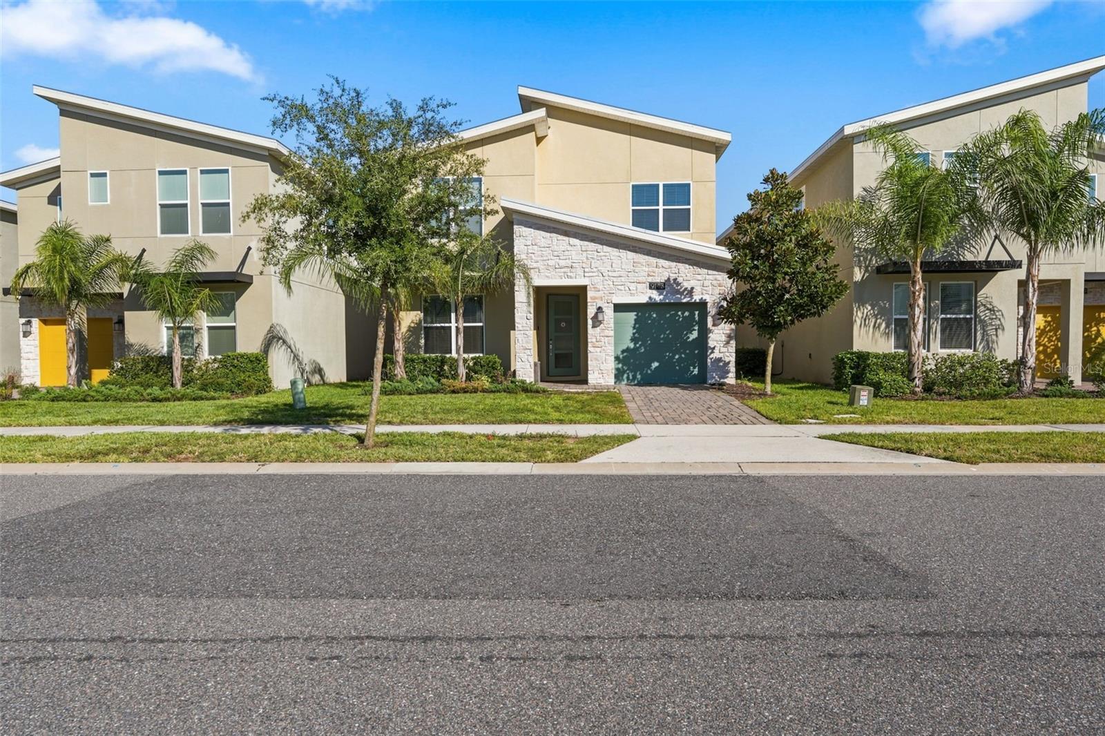 9143 SOMMERSET HILLS DRIVE