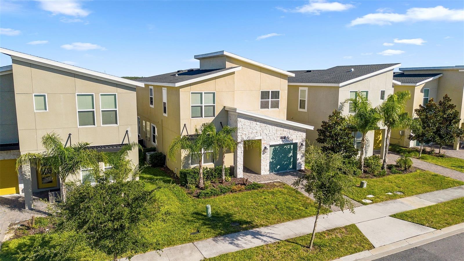 9143 SOMMERSET HILLS DRIVE