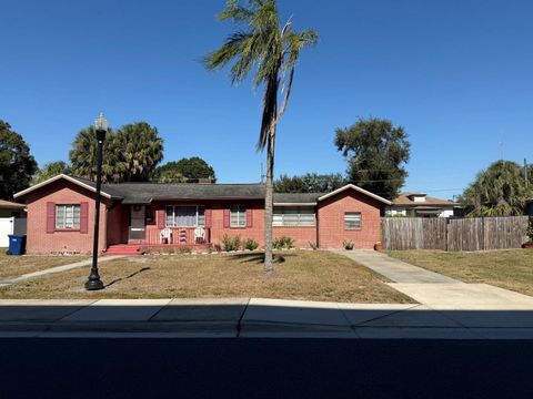 Photo of 1715 W Carmen Street, Tampa, FL 33606 (MLS # TB8510373)