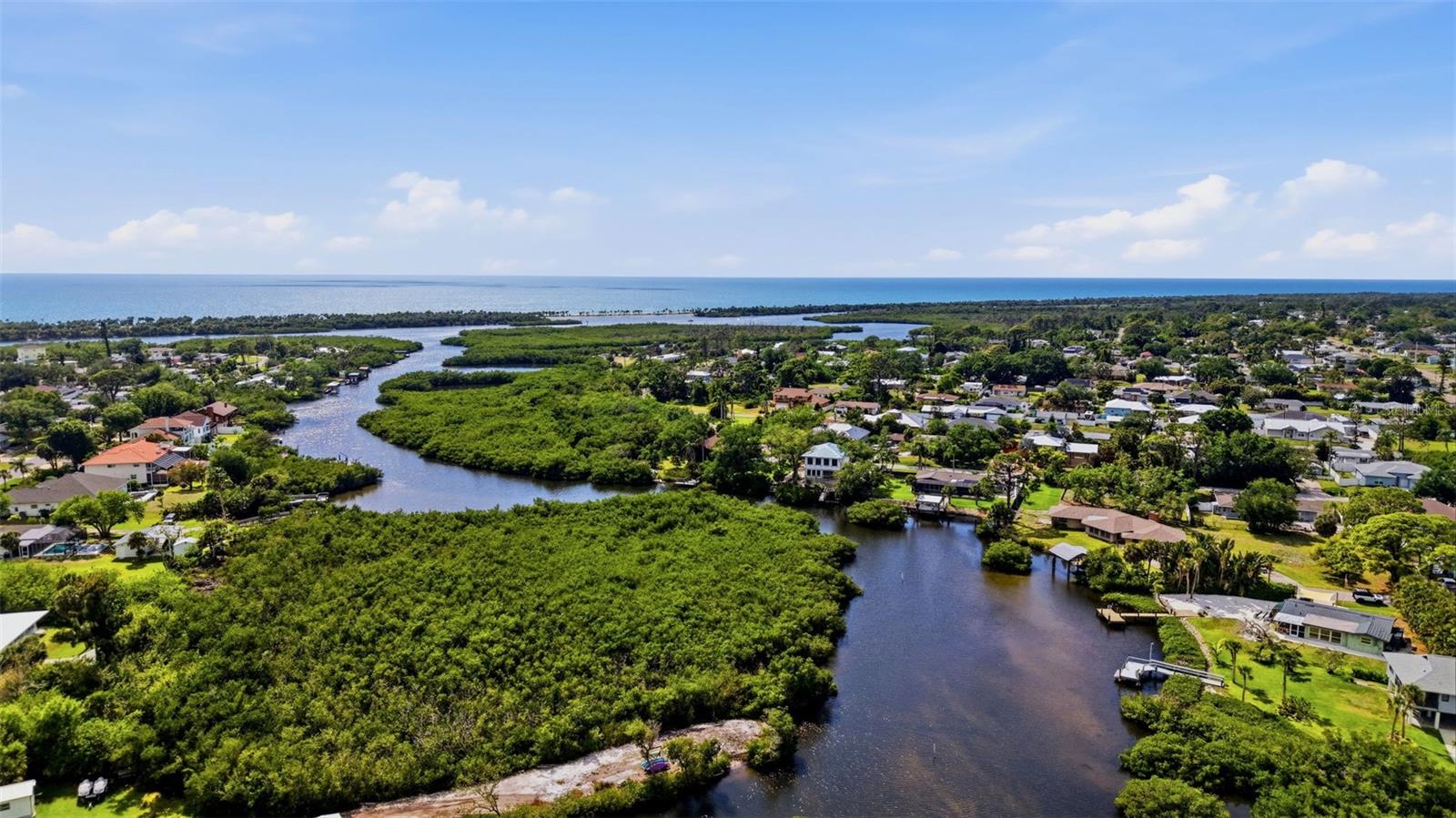 SOUTH VENICE - Residential