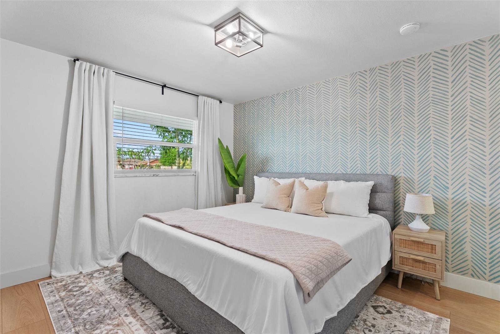 SOUTH VENICE - Residential