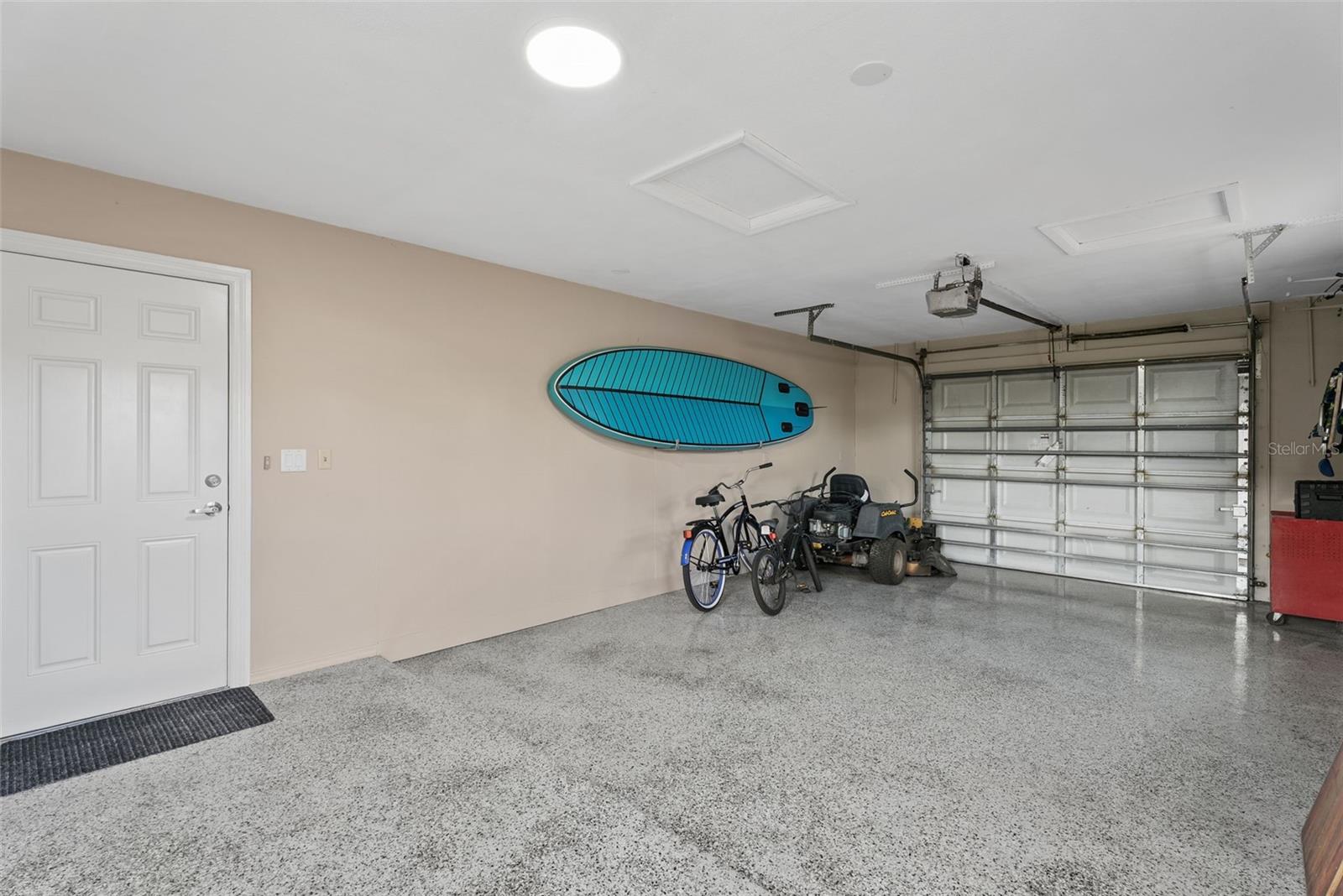 SOUTH VENICE - Residential