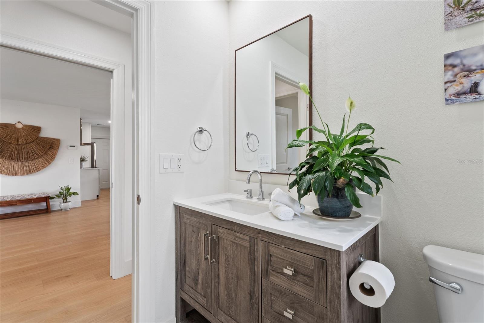 SOUTH VENICE - Residential