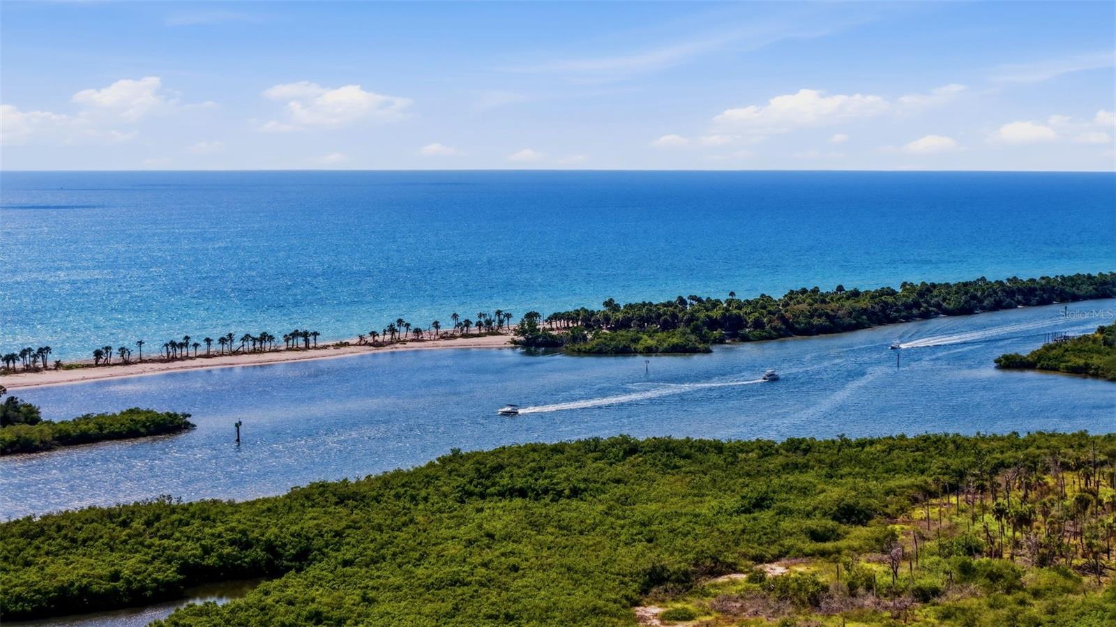 SOUTH VENICE - Residential