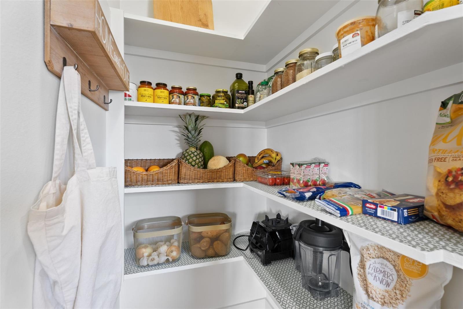 SOUTH VENICE - Residential