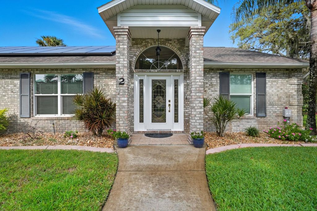 Photo of 2 Silver Lake Way, Ormond Beach, FL 32174 (MLS # V4945279)