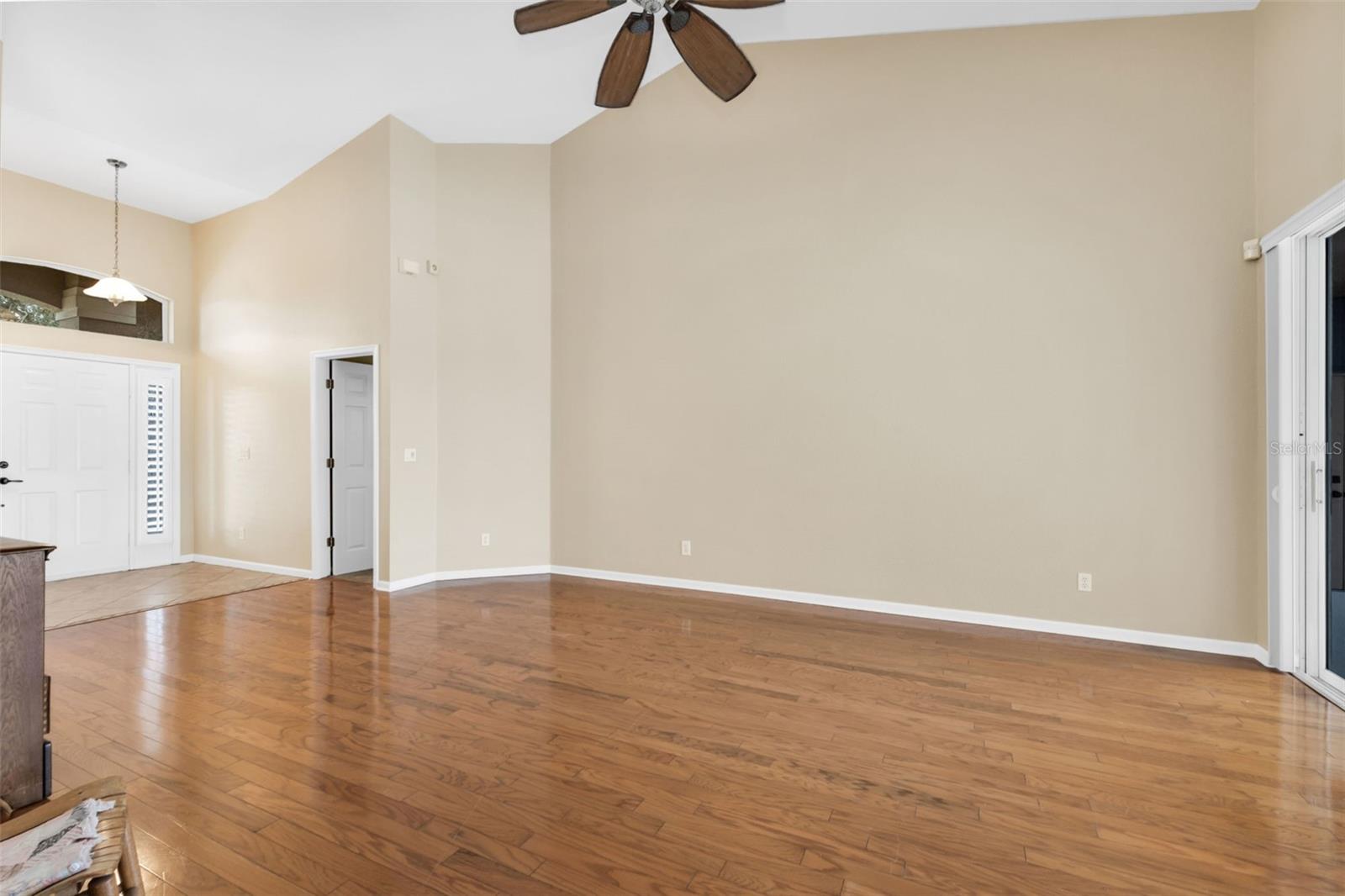 FAIRWAY LAKES AT RIVERWOOD - Residential