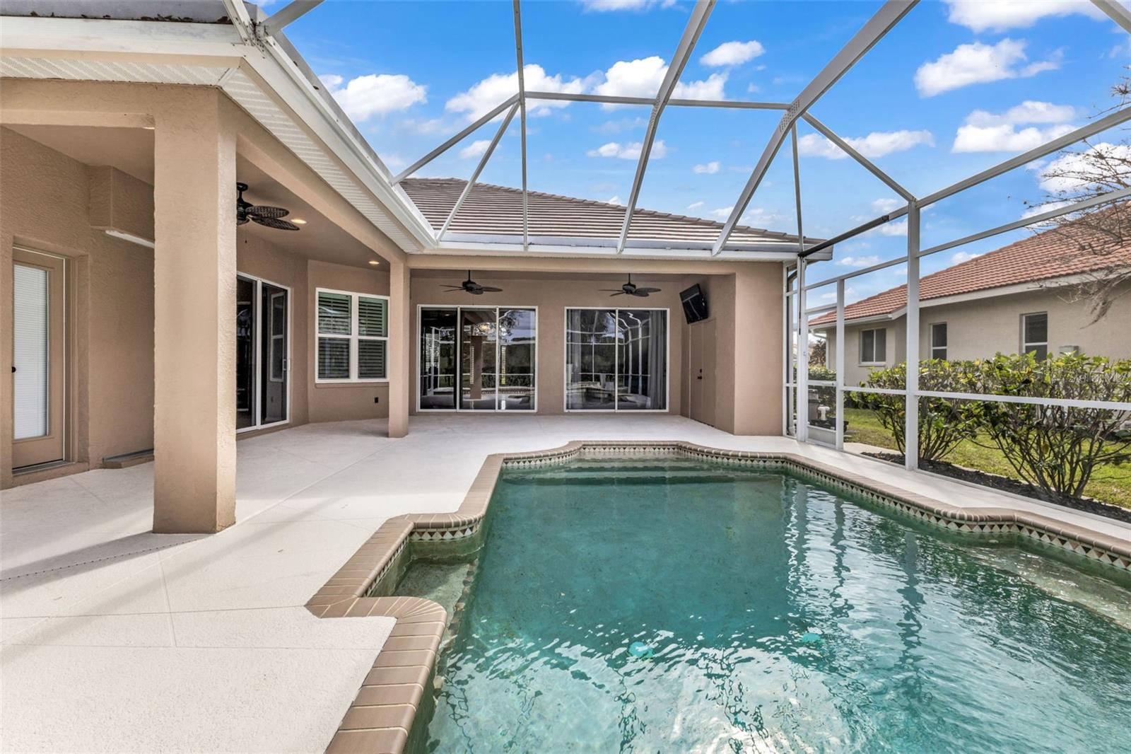 FAIRWAY LAKES AT RIVERWOOD - Residential