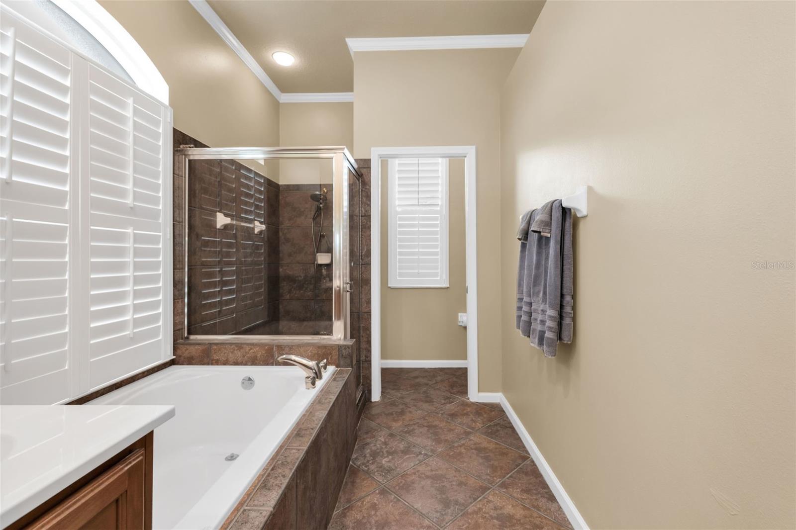 FAIRWAY LAKES AT RIVERWOOD - Residential