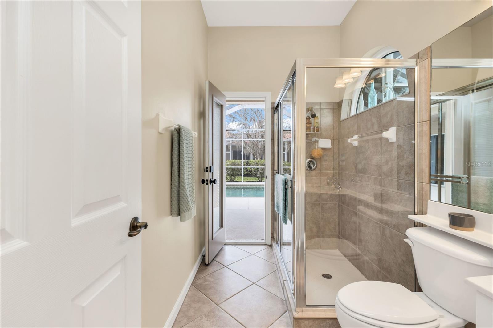 FAIRWAY LAKES AT RIVERWOOD - Residential