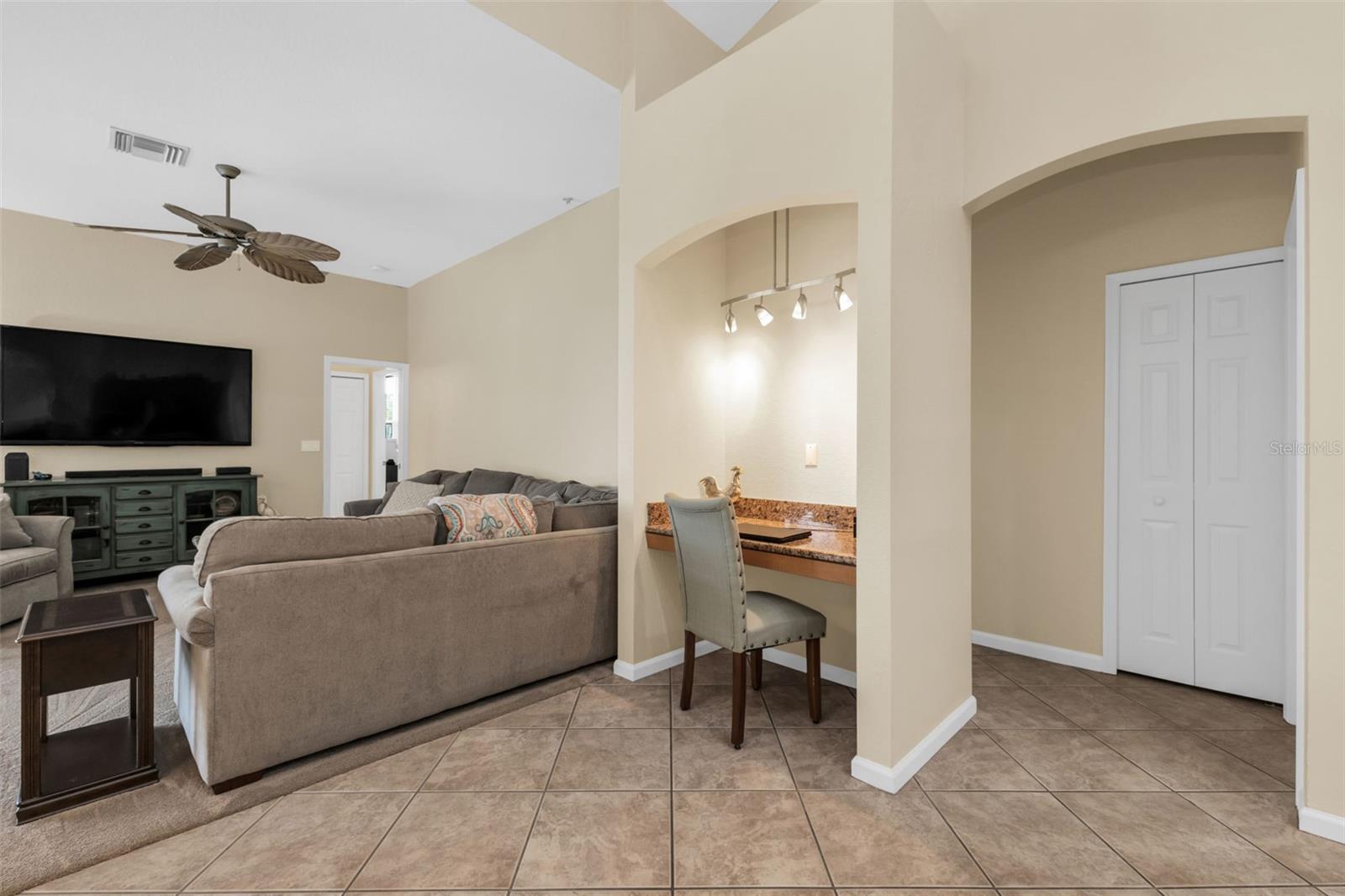 FAIRWAY LAKES AT RIVERWOOD - Residential