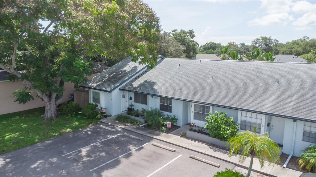 Photo of 366 47th Avenue N #2, St Petersburg, FL 33703 (MLS # TB8548766)