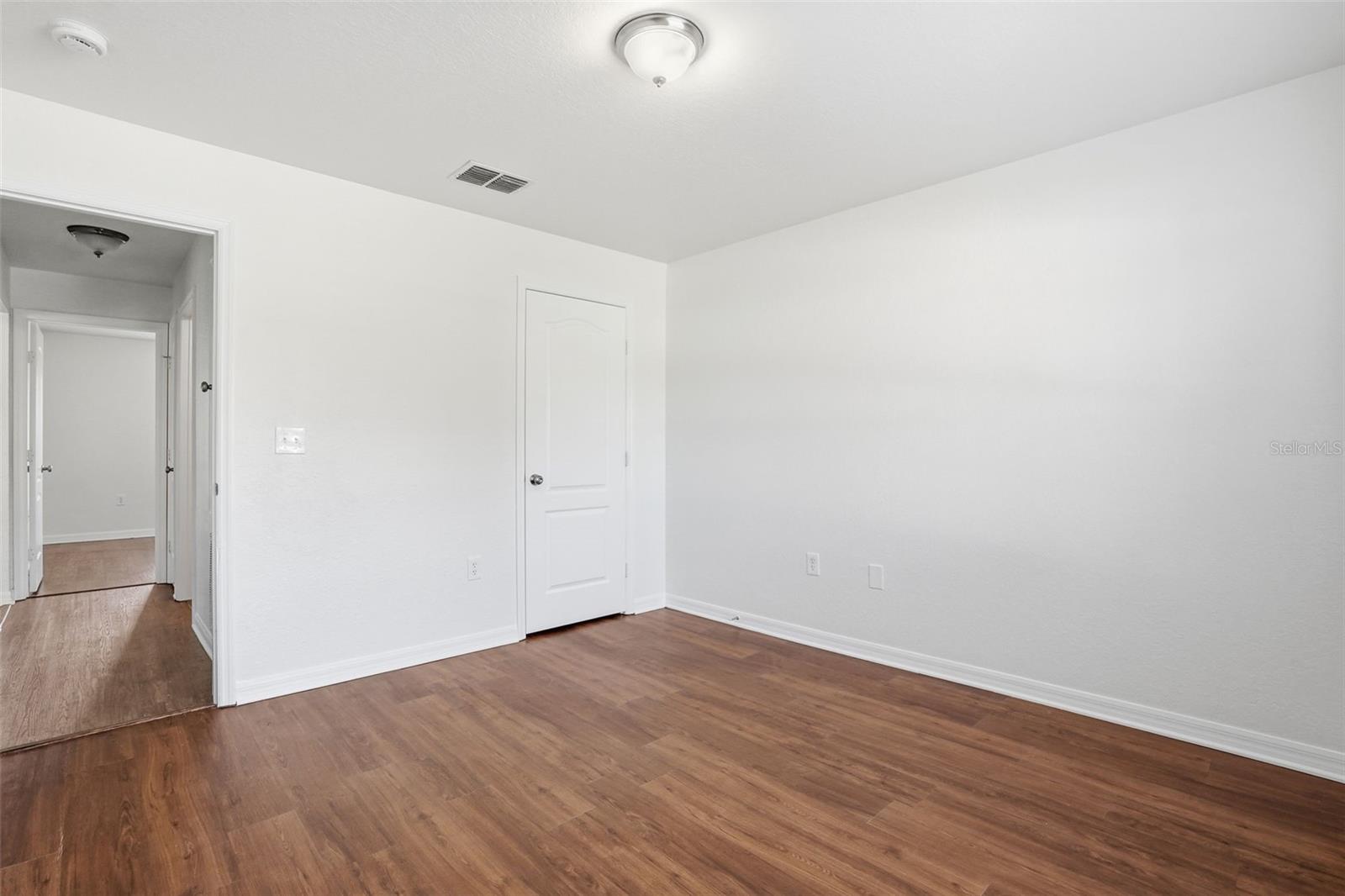 KRENSON OAKS - Residential