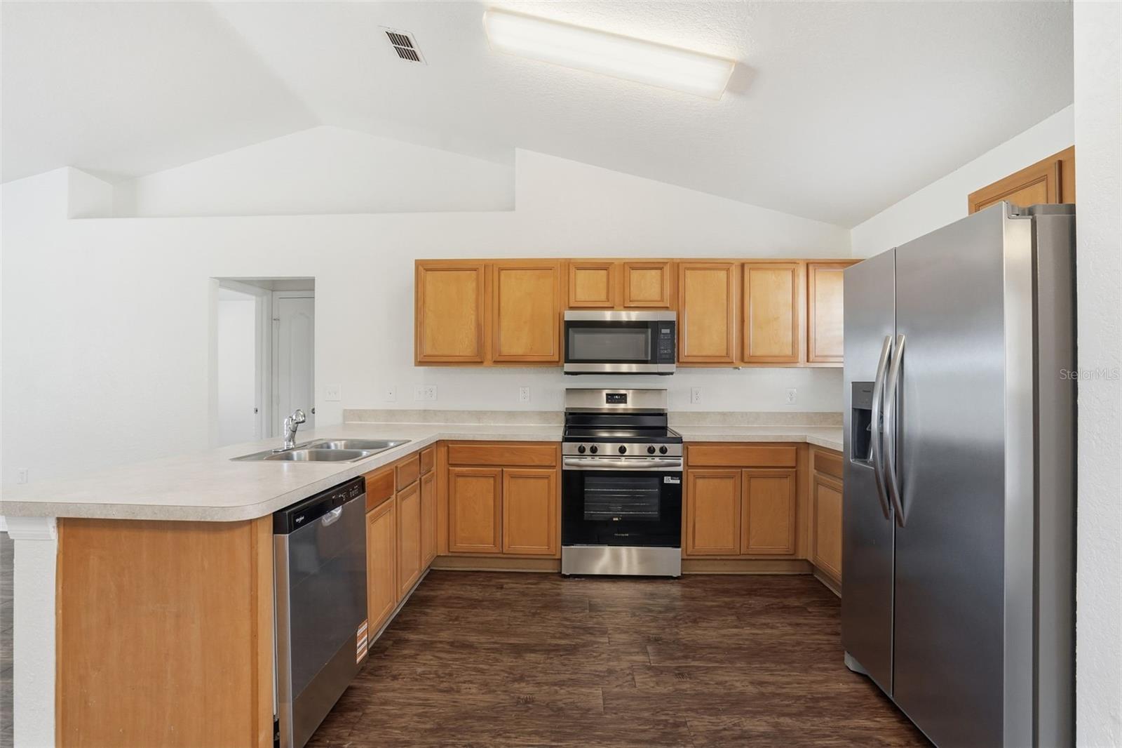 KRENSON OAKS - Residential