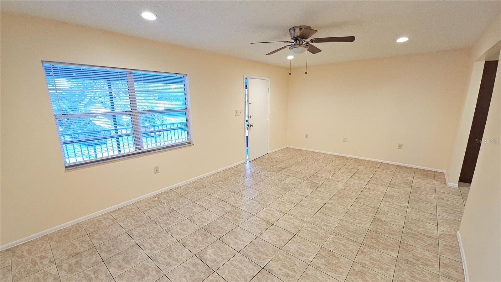 SANDLEWOOD CONDO - Residential