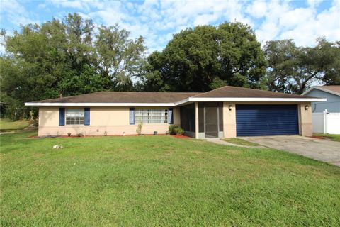 Photo of 932 N Fairbairn Drive, Deltona, FL 32725 (MLS # O6352413)